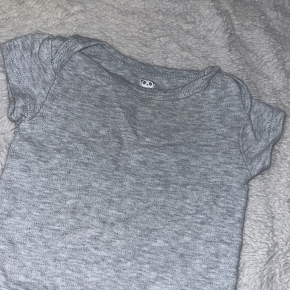 (3 for $10) rococo grey bodysuit - Picture 2 of 3